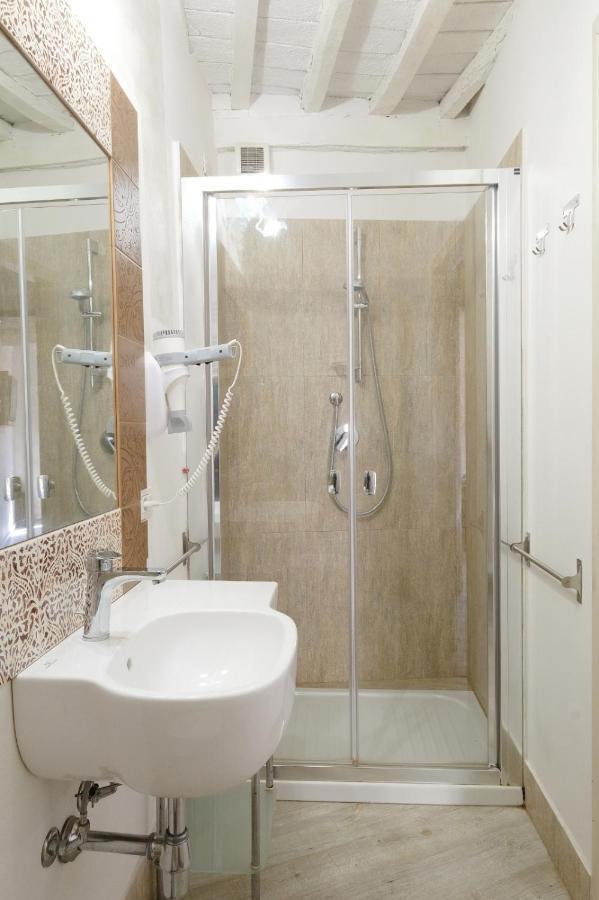 La Boheme Suite With Ac And Wifi Lucca Buitenkant foto